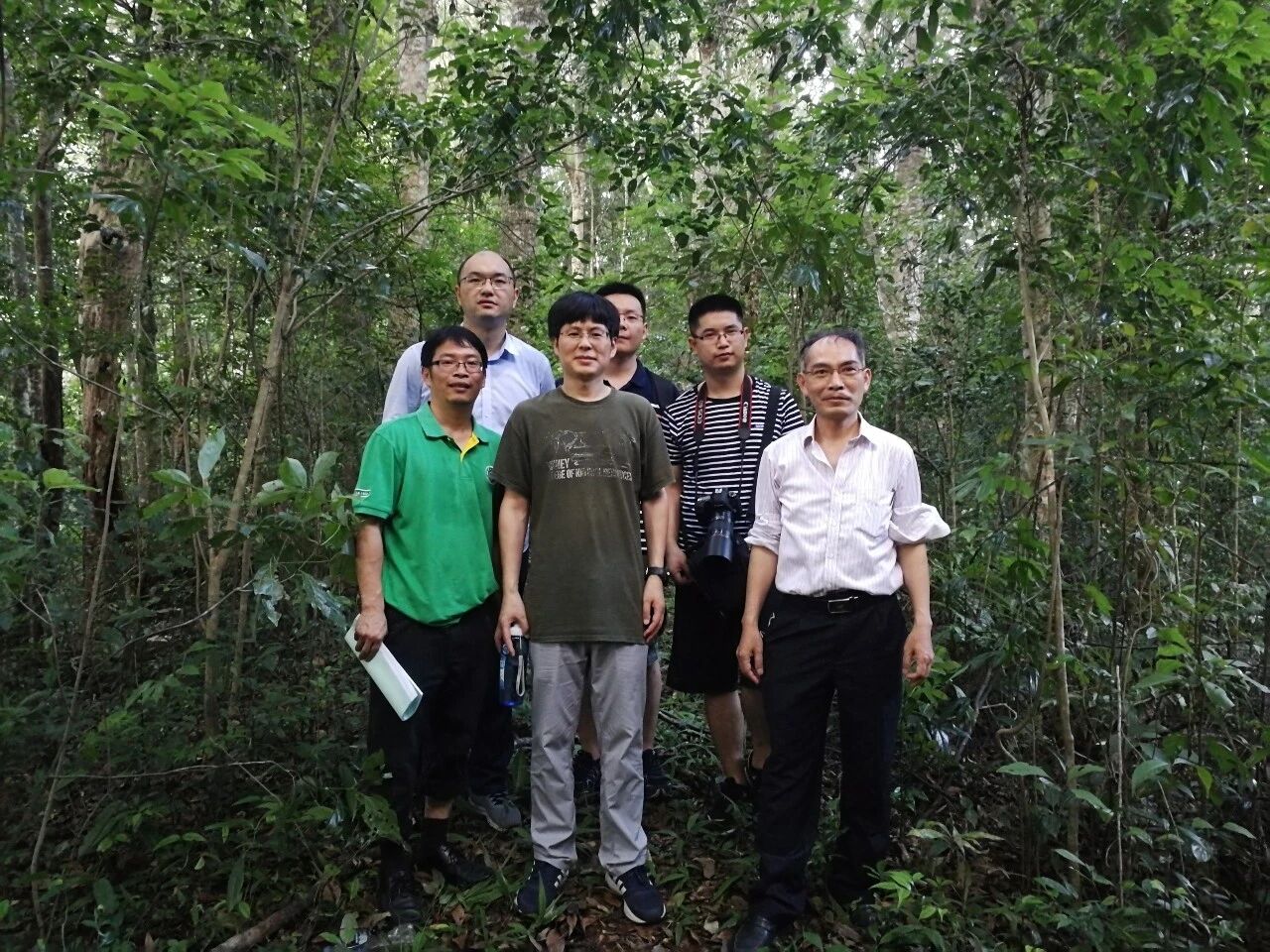 【中国科学报】为何北方树种比赤道单一?中国科学家调查全球300多万棵树,破解200年谜题-中山大学新闻网